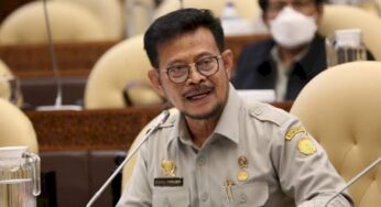 SYL Perjalanan Gemilang dari Lurah Hingga Menteri, Sorotan Kasus Korupsi dan Prestasi Luar Biasa