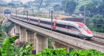 Whoosh Memimpin Selama Musim Liburan Sekolah, Rekor Penumpang Puncak